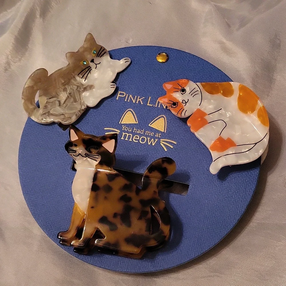 Kitty cat 🐱 hair clips New on card